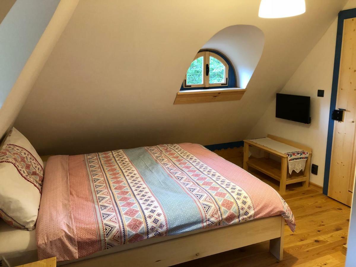 Вилла Casa Lu' Ion Вишеу-де-Сус Экстерьер фото